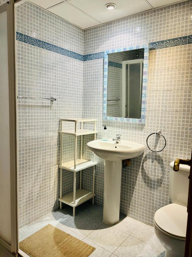 Guest House Teatinos Малага Экстерьер фото